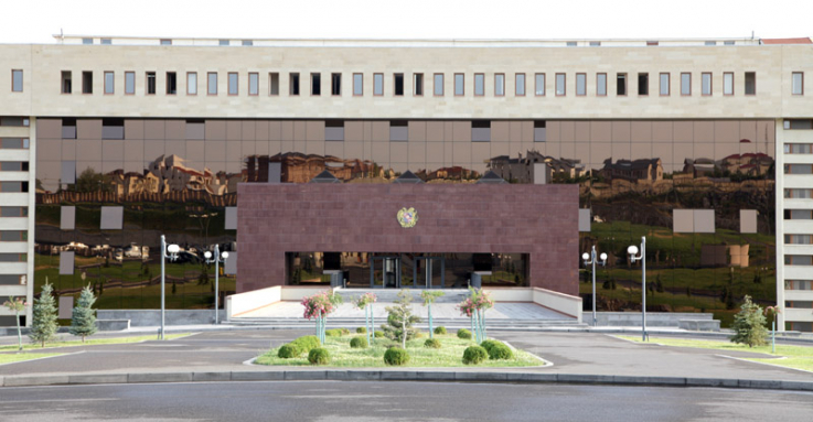 Ադրբեջանն այս սադրանքի համար վերջին օրերին ակնհայտ տեղեկատվական հենք էր նախապատրաստում. ՊՆ