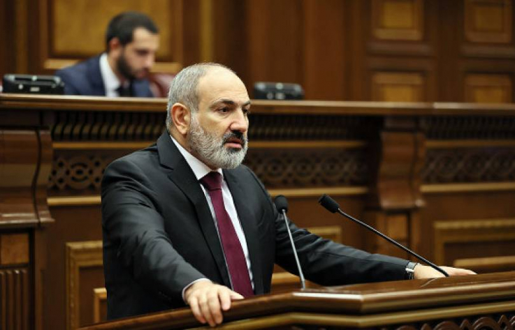 Ամեն մեկդ քանի՞ երկրի շպիոն եք, նամուս ունենայիք՝ փողոց դուրս չէիք գա. Փաշինյանը՝ նախկին ԱԱԾ-ականներին
