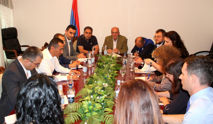 Մեկ բան հստակ է՝ Սյունիքը չպետք է դատարկվի, ու սյունեցիներին աջակցելու ենք Սյունիքում. մարզպետը՝ ՄԱԿ-ի հայաստանյան գրասենյակի ներկայացուցիչներին