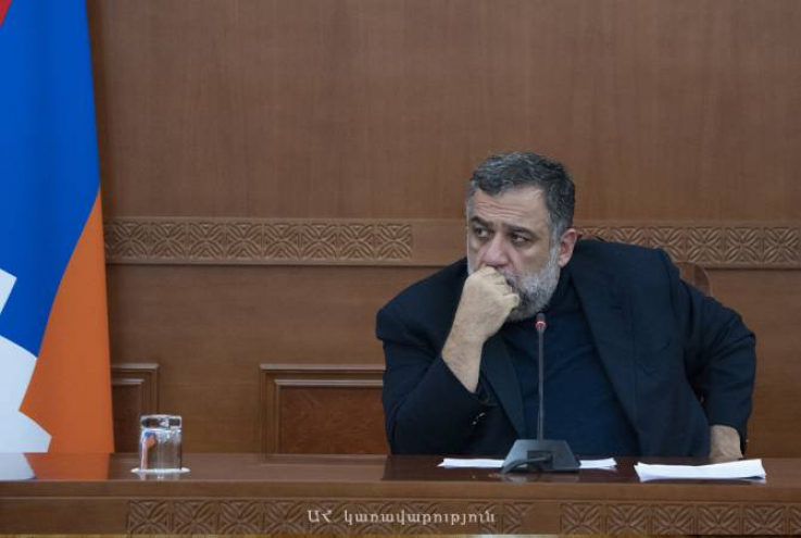 Արցախի պետնախարարը պարենային անվտանգության հարցեր է քննարկել առաքող և արտադրող ընկերությունների ներկայացուցիչների հետ