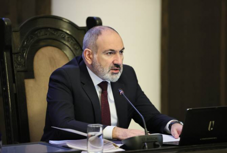 ԼՂ ժողովրդի և իշխանության արձագանքը պետք է լինի ասիմետրիկ. Փաշինյանը՝ Լաչինի միջանցքի խնդրի մասին