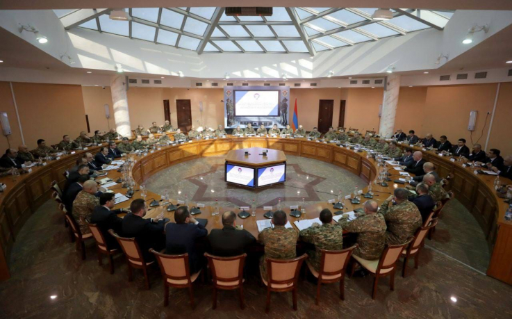 Պաշտպանության նախարարին կից կոլեգիայի նիստում քննարկվել է 2022-ին ՀՀ ԶՈՒ մարտական պատրաստականության վիճակը