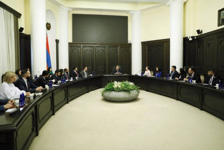 Պետք է աշխատենք արդյունավետություն և զարգացում ապահովելու ուղղությամբ. վարչապետն ընդունել է «իԳործ» ծրագրի մասնակիցների