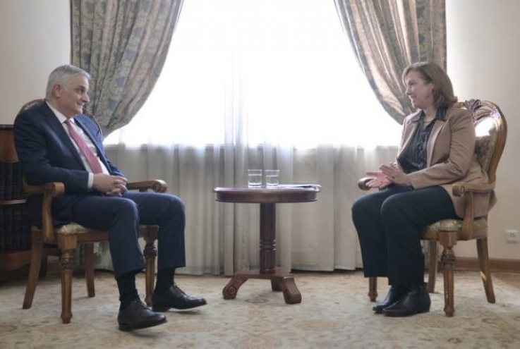 Մհեր Գրիգորյանն ԱՄՆ դեսպանին է ներկայացրել Ադրբեջանի կողմից Լաչինի միջանցքի արգելափակման վերաբերյալ միջազգային հստակ արձագանքի կարևորությունը