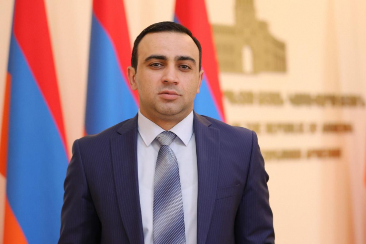 Նույն Ալիևը հայտարարել է, որ Սերժ Սարգսյանը «փախնող» է, դասալիք, սուտասան. Տարոն Չախոյան