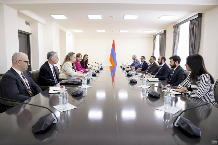 Արարատ Միրզոյանն ու ԱՄՆ պետքարտուղարի փոխտեղակալը քննարկել են տարածաշրջանում տիրող իրավիճակը