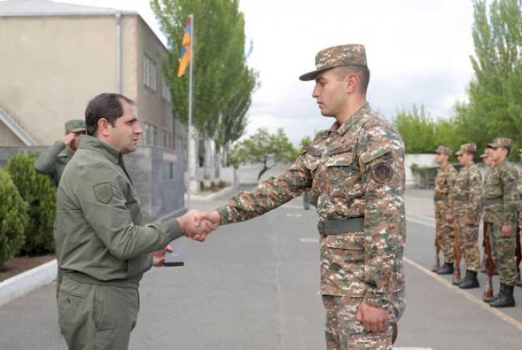 Պապիկյանն անակնկալ ստուգայցեր է կատարել զորամասեր