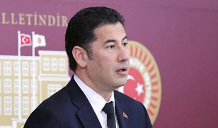 Թուրքիայի նախագահի ընտրությունների երկրորդ փուլ չանցած Օղանը կոչ է արել քվեարկել Էրդողանի օգտին