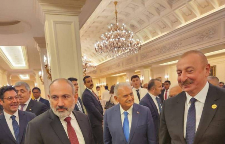 Փաշինյանն ու Ալիևն Անկարայում կարճատև զրույց են ունեցել