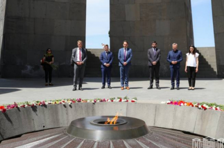 Մենք պետք է անենք ամեն ինչ, որպեսզի որևէ այլ հարևան չփորձի խախտել Հայաստանի տարածքային ամբողջականությունը. Միխայել Ռոթն այցելել է Ծիծեռնակաբերդ