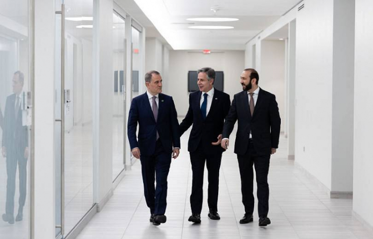 Բլինքենն առանձին հանդիպումներ է անցկացրել Հայաստանի և Ադրբեջանի ԱԳ նախարարների հետ