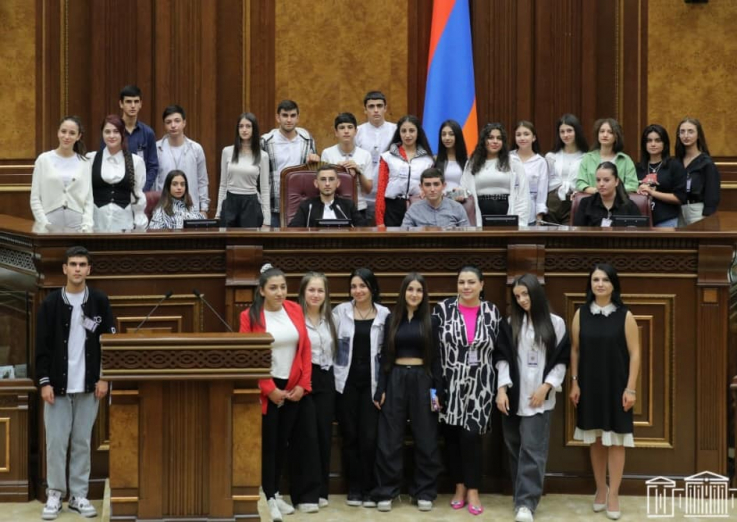 Աբովյանի քոլեջի ուսանողները հյուրընկալվել են Աժ֊ում