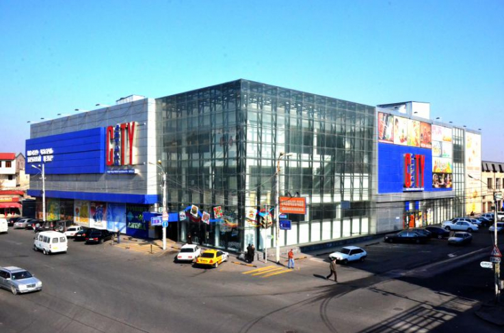 Ինչպես են ադրբեջանական կախիչները հայտնվել սուպերմարկետում․ «Երևան սիթի»-ն մանրամասնում է