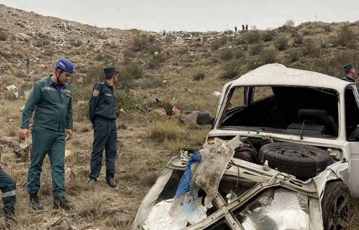 Երևանում մեքենան մոտ 70 մետր ձորն է գլորվել. տուժածները հիվանդանոցում են