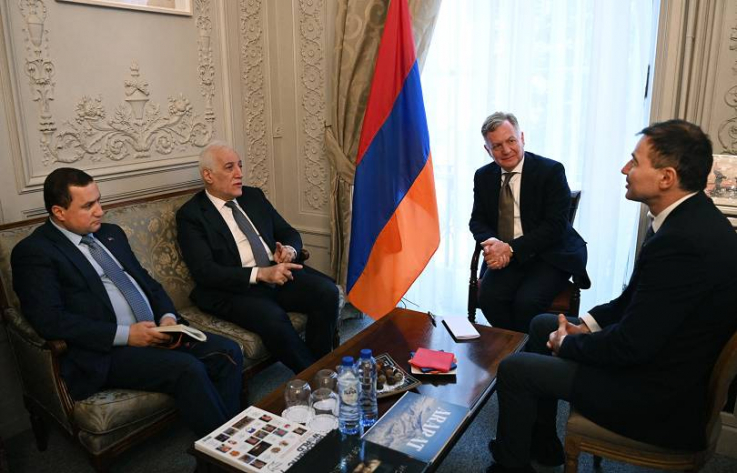 Հայաստանի միանշանակ դիրքորոշումն է հասնել տարածաշրջանում տևական խաղաղության. նախագահը հանդիպել է Անդրեյ Կովաչևի հետ