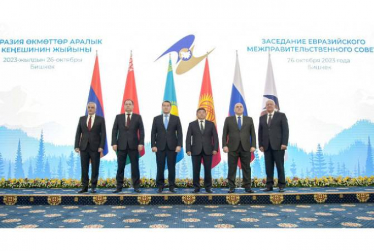 Փոխվարչապետ Գրիգորյանը մասնակցում է Եվրասիական միջկառավարական խորհրդի նիստին