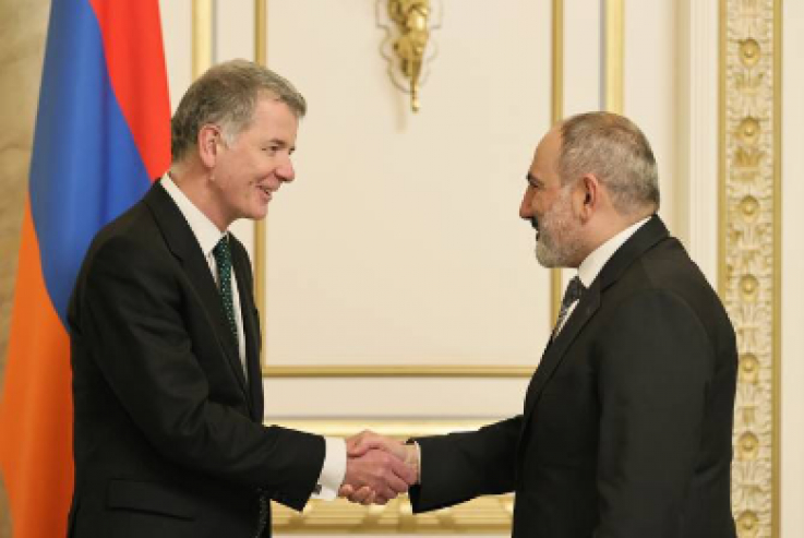 Փաշինյանը հանդիպել է Մեծ Բրիտանիայի գաղտնի հետախուզական ծառայության ղեկավարի հետ
