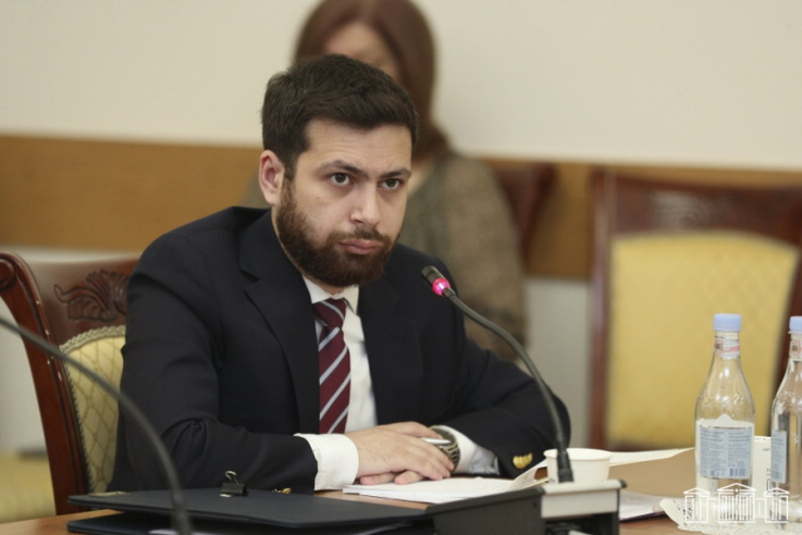 «Անհրաժեշտ է հանդիպումներից ու քննարկումներից անցնել պրակտիկ գործողությունների». Կոստանյան