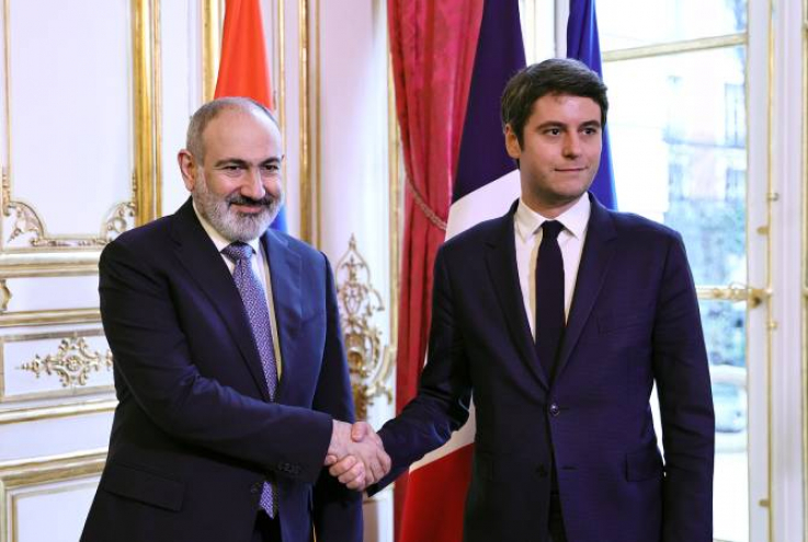 Ֆրանսիայի վարչապետն ընդունել է Հայաստան այցելելու՝ Նիկոլ Փաշինյանի հրավերը
