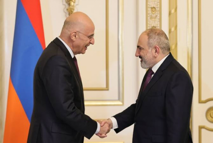 Շատ կարևոր է կառավարել բոլոր մարտահրավերները. Փաշինյանը՝ Հունաստանի պաշտպանության նախարարին