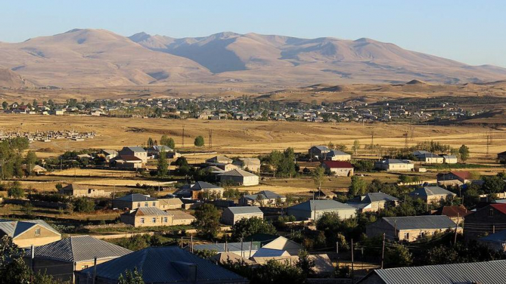 Սահմանամերձ գյուղերում տուն կառուցելու համար ԼՂ-ից բռնի տեղահանված ընտանիքներին 16 մլն դրամ կտրամադրվի