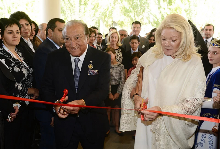 Բարերար Տիգրան Իզմիրլյանին ՀՀ ազգային հերոսի կոչում կշնորհվի. այն կփոխանցվի որդուն