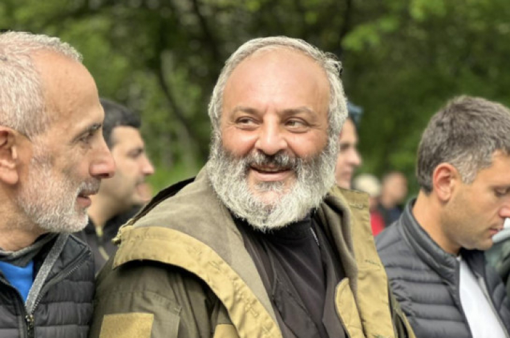 Ձեզ երբեք, երբեք չնույնացնեք եկեղեցու հետ, Ամենայն հայոց կաթողիկոսության, եկեղեցու նվիրապետության և ժառանգության հետ