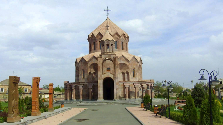 Քանի որ ես քրիստոնյա եմ , ես հանդուրժողականություն եմ ցուցաբերում այն բոլոր մարդկանց հանդեպ , ովքեր ատելությամբ են լցված, ովքեր ատելություն են քարոզում, ովքեր քաղաքական կողմնորոշում են պահանջում եկեղեղեցի մտնելու համար