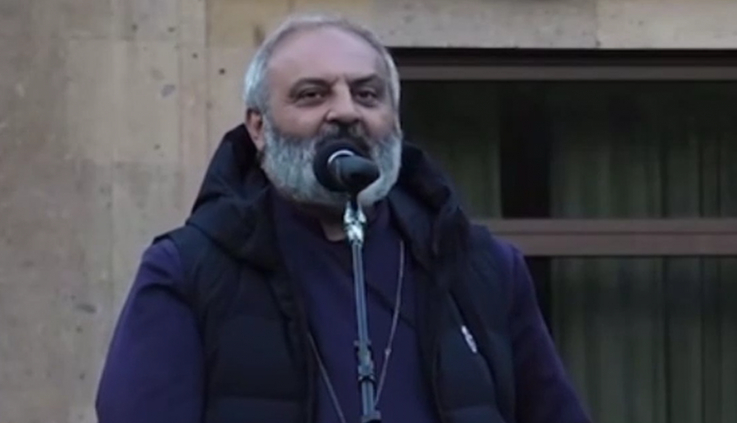Այսօր և վաղը Վազգեն Գալստանյանը հայրենիք չի փրկի` անձրև է