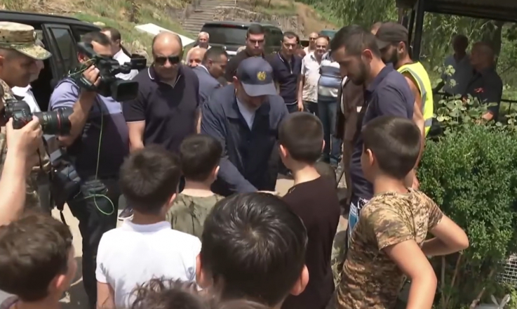 Ծավում կառուցվելու է նոր կրթահամալիր. վարչապետը հանդիպել է Ծավի բնակիչների հետ