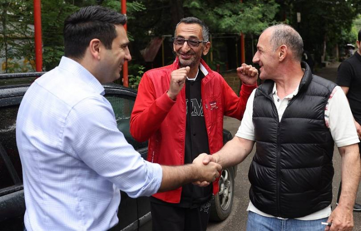 Վաղուց իմ հարազատ Վանաձորում չէի եղել. Ալեն Սիմոնյանը շարունակում է շրջայցը