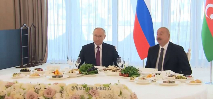 Գյուլիստանի պալատում Պուտինի պատվին բադրիջանով սալաթ են մատուցել