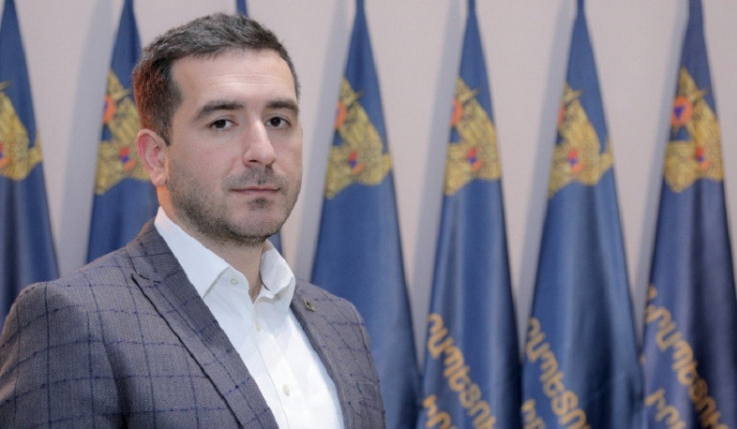 Արաբկիրում բազմաբնակարան շենք կառուցապատողի և Տիգրան Ավինյանի միջև ենթադրյալ քավոր-սանիկական հարաբերությունների մասին պնդումները չեն համապատասխանում իրականությանը. Հայկ Կոստանյան