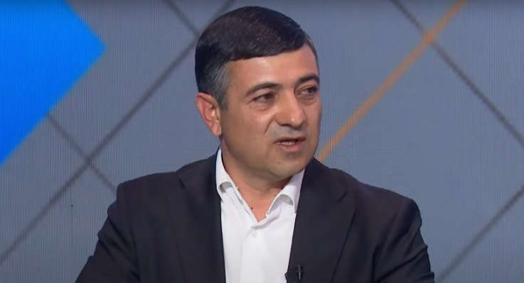 Մարտի 30-ին գյումրեցին չի գնալու «Պրագա-մռագա», Դոնբաս, Պուտին, Թրամփ, նա իր գիտակից քվեն տալու է. Մինասյան