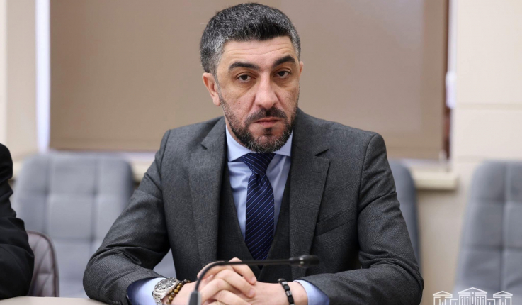Վիլեն Գաբրիելյանը վայր է դնում մանդատը