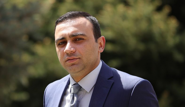 Ակնկալել, թե կրտսեր Քոչարյանը քաղաքագիտական վեհ մտքեր էր ձոնելու, միամտություն կլիներ. Չախոյան