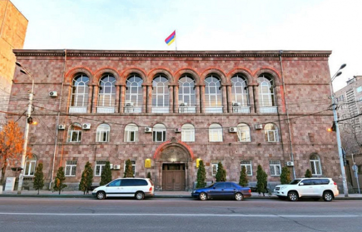 Շենգավիթի թաղապետարանի՝ կաշառք ստանալու մեջ մեղադրվող նախկին պաշտոնյաները կալանավորվել են