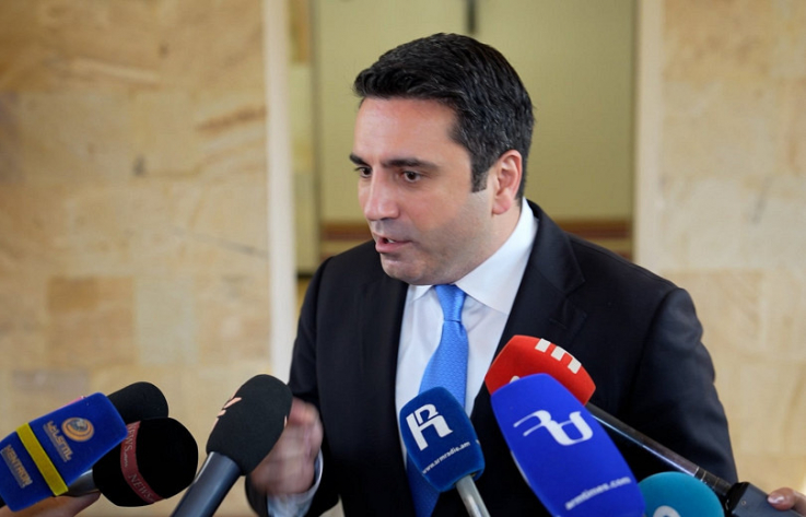 Դա աբսուրդ է. ՀՀ-ն չի քննարկում ռուսական ռազմաբազան հանելու հարց. Ալեն Սիմոնյան