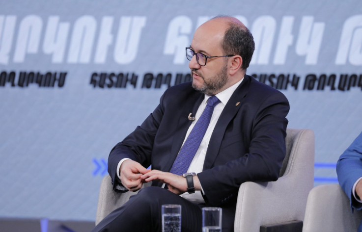 Ինչպես միշտ եկեղեցականներն ուզում են տիեզերական կեղծիքի մասնակից դարձնել մտավորականությանը. Հարությունյան
