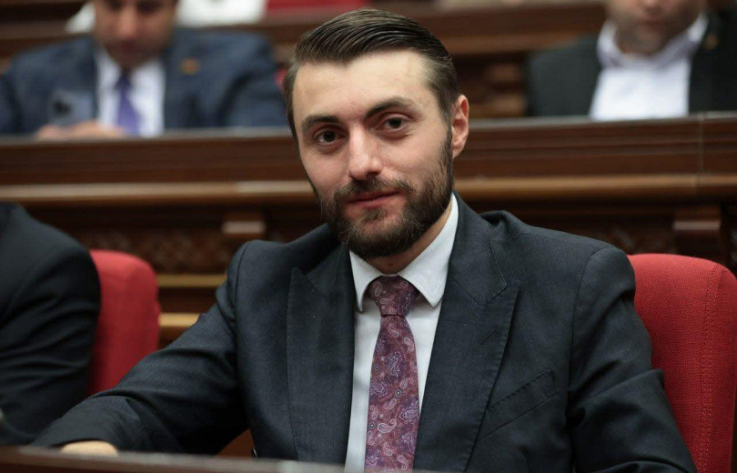 Աշխատանքս շարունակելու եմ Լոռու մարզպետի պաշտոնում. Արեն Մկրտչյան