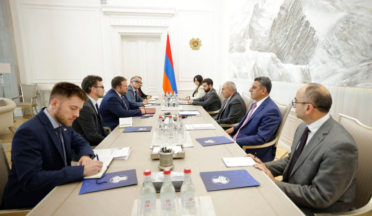 ՀՀ վարչապետն ընդունել է ՄԹ Եվրոպայի, Հյուսիսային Ամերիկայի և Անդրծովյան տարածքների հարցերով պետնախարարին