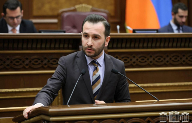 Եթե Ղարաբաղի հարցը ռեալ լուծվել էր, բանակցություններն ինչո՞ւ էր պետք շարունակել. Կոնջորյանը՝ ընդդիմությանը
