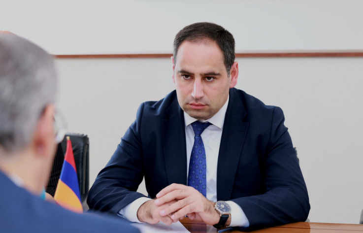 Ասելիք չունեն վաղարշապատցուն, հետևաբար, անելիք չունեն Վաղարշապատում, մերժված են ու էլի են մերժվելու. Խուդաթյան
