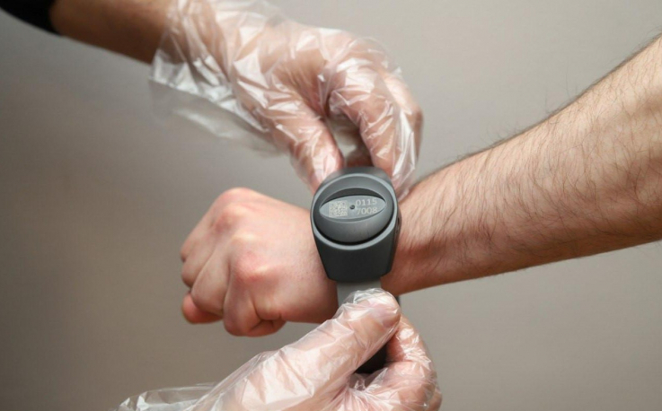 Բռնություն գործադրած անձը կպարտավորվի կրել էլեկտրոնային հսկողության միջոց․ օրենքն ուժի մեջ կմտնի մարտի 1-ից