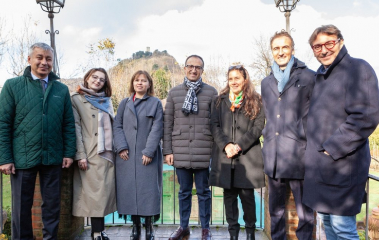 Արսեն Թորոսյանը Ալեսսանդրա Լոկատելլիի ուղեկցությամբ այցելել է հաշմանդամություն ունեցող անձանց կենտրոն