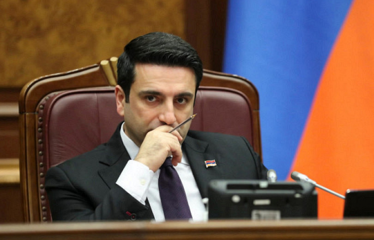 Իմ անունով WhatsApp հաշիվ է բացվել, խնդրում եմ անտեսել այդ հաղորդագրությունները. Սիմոնյան