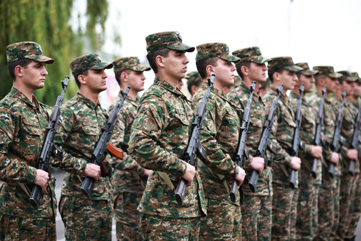 Ազգային ժողովն առաջին ընթերցմամբ ընդունեց Կառավարության ներկայացրած՝ «Զինվորական ծառայության և զինծառայողի կարգավիճակի մասին» օրենքում փոփոխություն կատարելու մասին օրենքի նախագիծը