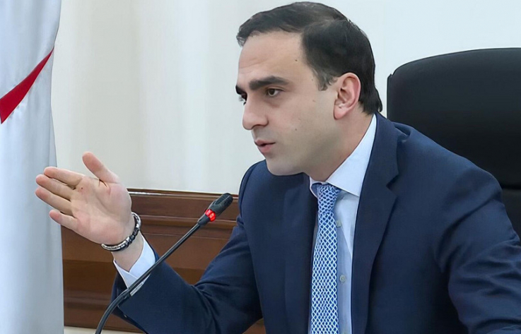 Շատ եք լոճվում ու լոճվել, կնեղացնենք, խիստ զգուշացնում եմ «ապերավատ լինողներին». Ավինյանը՝ ընդդիմությանը