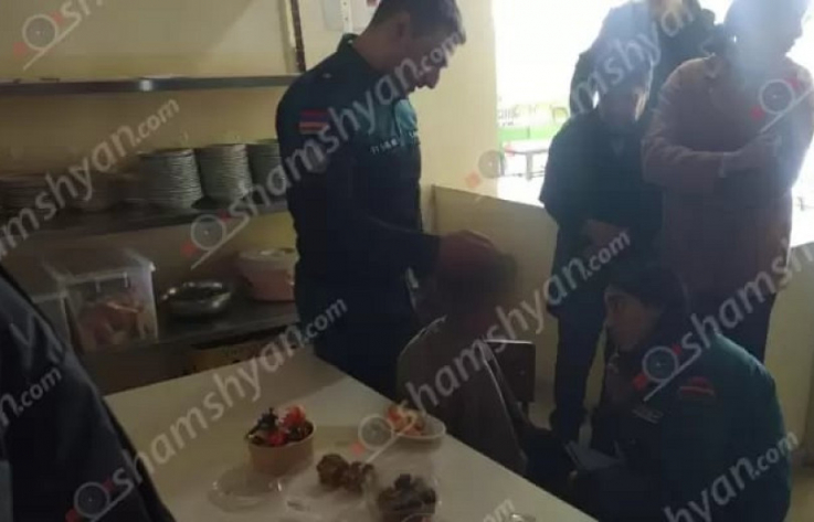 Դպրոցներից մեկում երեխայի ձեռքը մնացել է ջեռուցման մարտկոցի արանքում