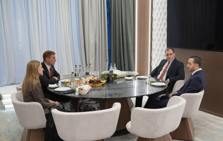 Հիանալի նախաճաշ և հետաքրքիր զրույց ունեցա ԱՄՆ պետքարտուղարի տնտեսական հարցերով տեղակալի հետ. ԲՏԱ նախարար